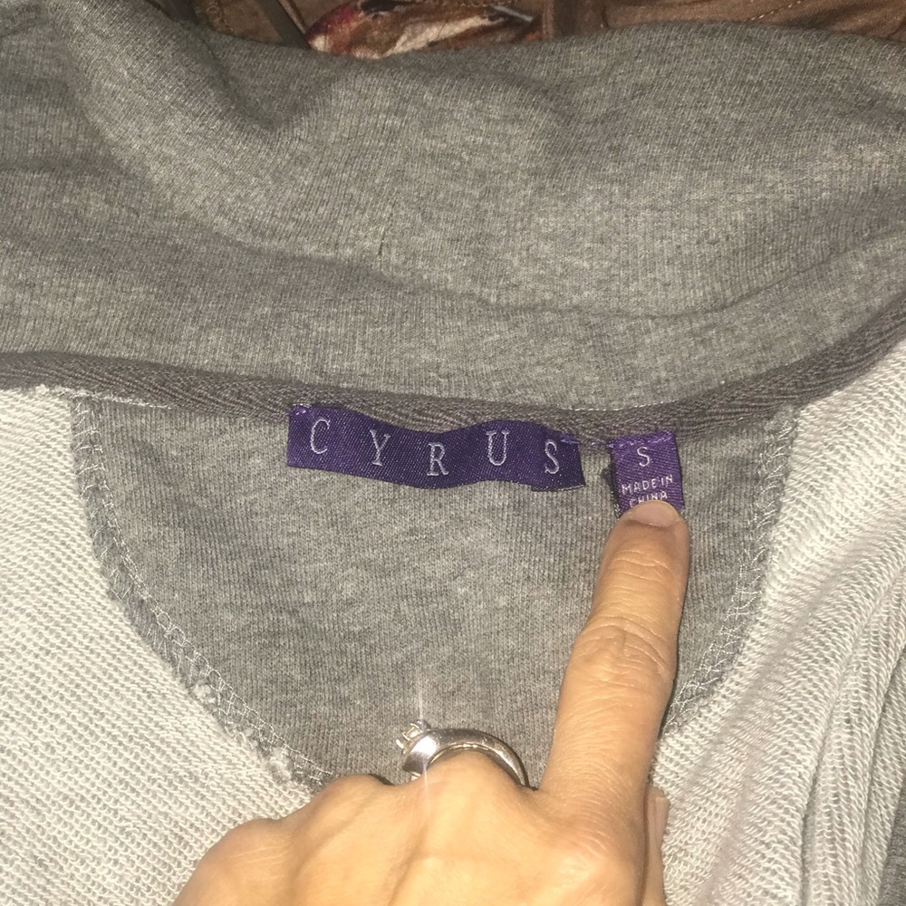 Cardigan - Picture 6 of 6